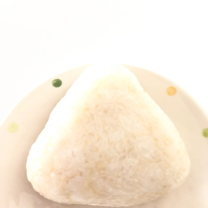 スパムチーズ入り大きなおにぎり レシピ 作り方 By Juri Rin 楽天レシピ スパムチーズ入り大きなおにぎり レシピ 作り方 By Juri Rin 楽天レシピ